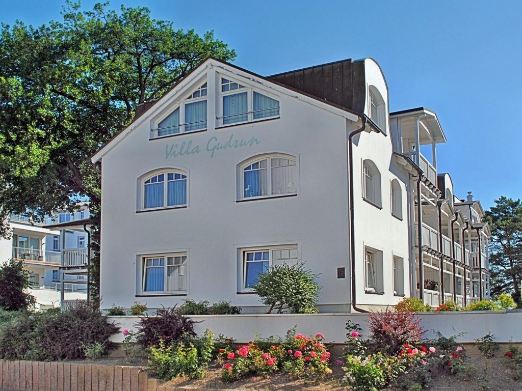 Strandvilla Gudrun Zur Meerseite Mit Balkon Остзебад Бинц Екстериор снимка